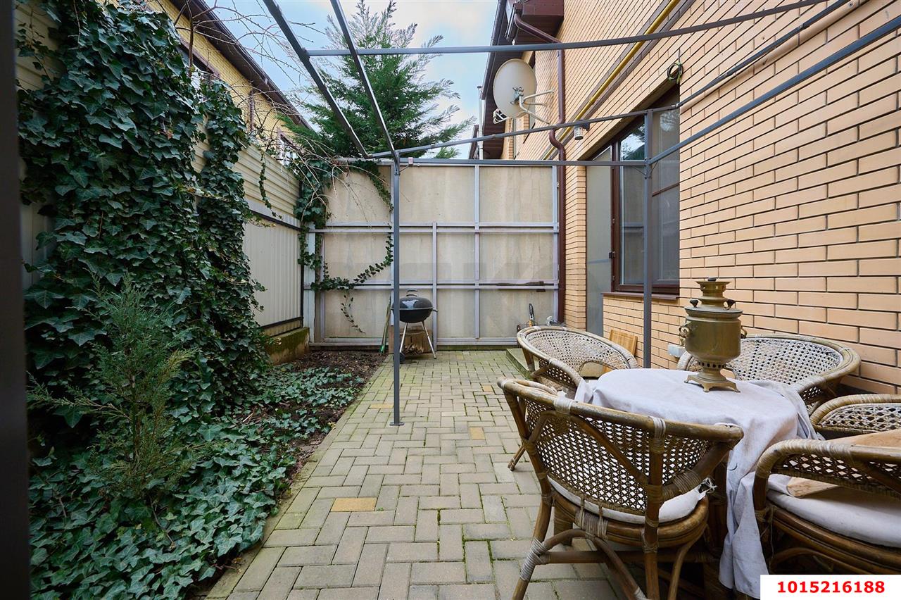 Фото №7: Таунхаус 182 м² + 2 сот. - Краснодар, Сады Калинина, ул. Троицкая, 84/2