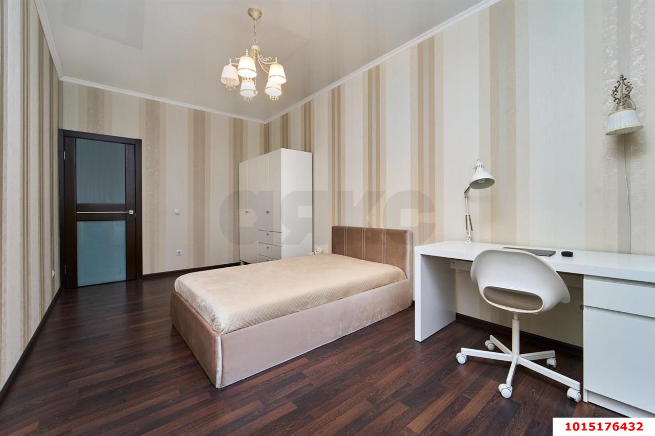 Фото №9: 3-комнатная квартира 125 м² - Краснодар, ЖК Новый Город, Западный внутригородской округ, жилой комплекс Новый Город, мкр. Юбилейный, ул. Генерала Шифрина, 7