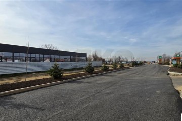 Фото №1: Торговое помещение 665 м² - Краснодар, мкр. Молодёжный, ул. Душистая, 2