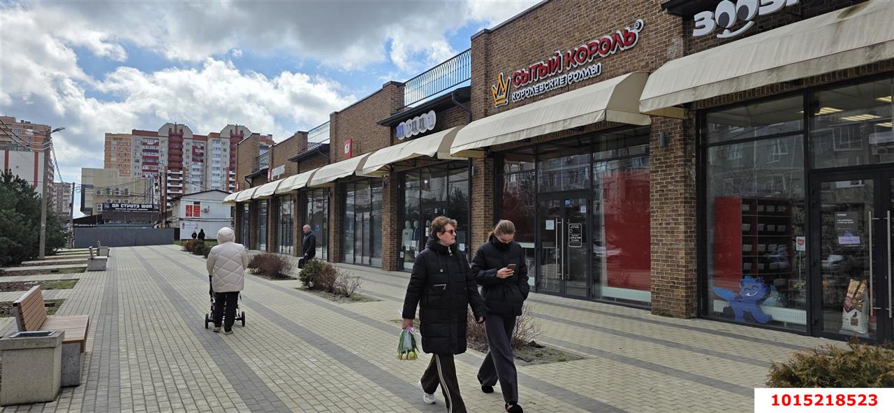 Фото №3: Коммерция 119 м² - Краснодар, Западный внутригородской округ, мкр. Юбилейный, б-р Платановый, 3/1