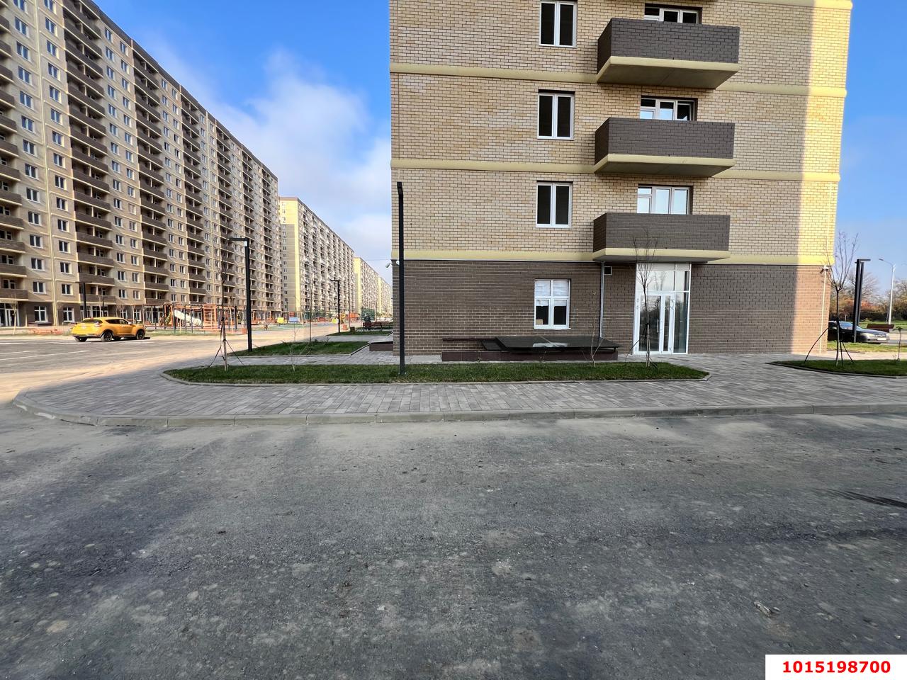 Фото №5: Торговое помещение 30 м² - Краснодар, жилой комплекс Дыхание, ул. Лётчика Позднякова, 2к27