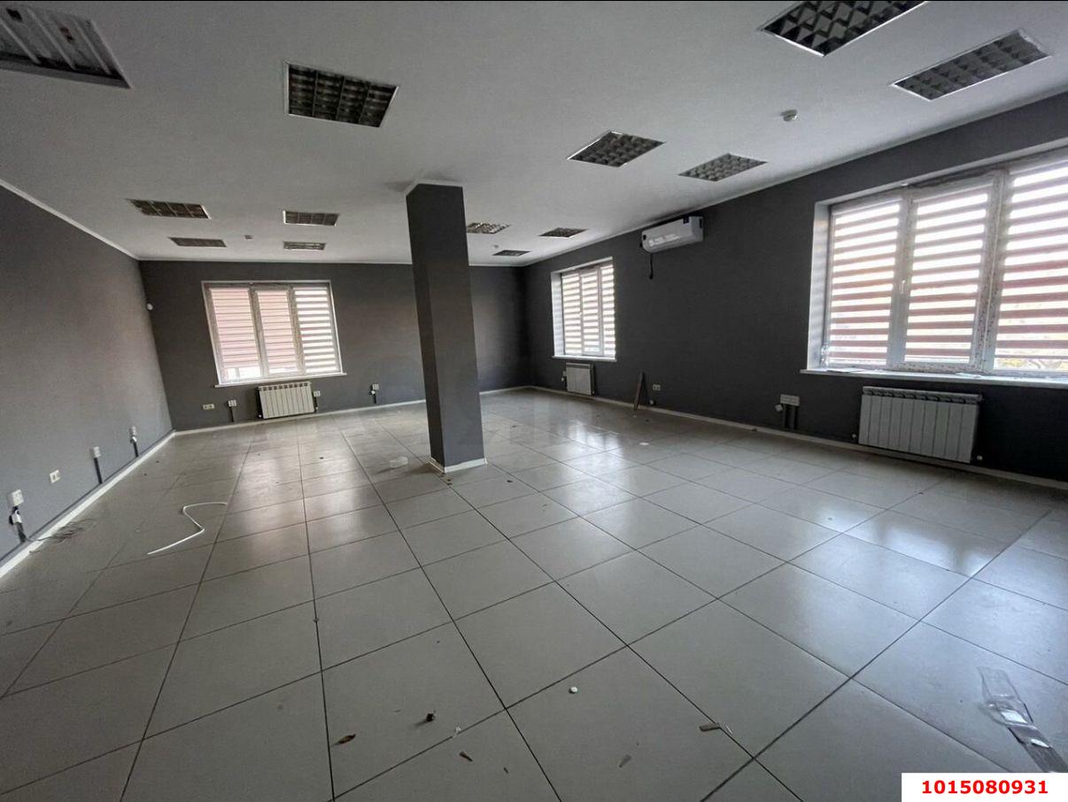 Фото №2: Офисное помещение 184 м² - Краснодар, Центральный, ул. Ведомственная, 17/1
