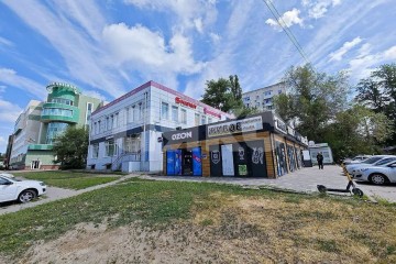 Фото №2: Коммерция 334 м² - Ростов-на-Дону, мкр. квартал Нижнегниловской, ул. Тружеников, 15