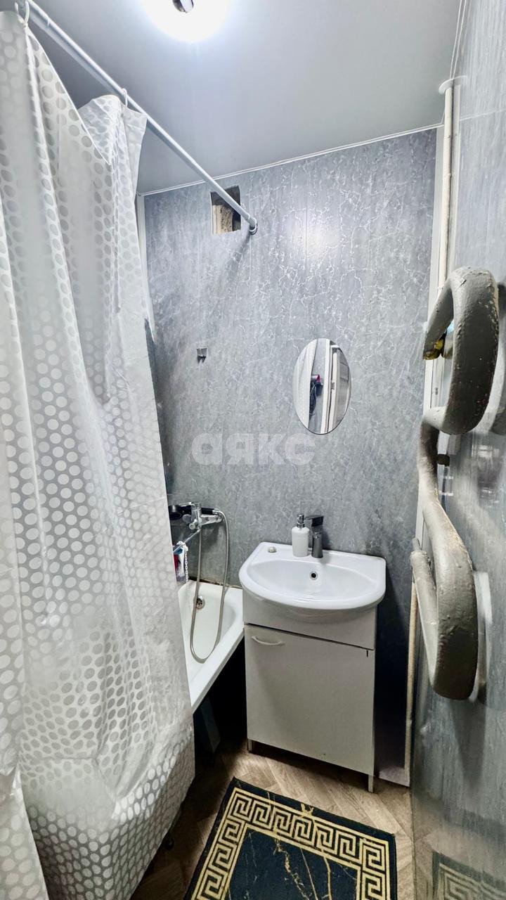 Фото №13: 3-комнатная квартира 51 м² - Симферополь, Центральный, ул. Баррикадная, 70А