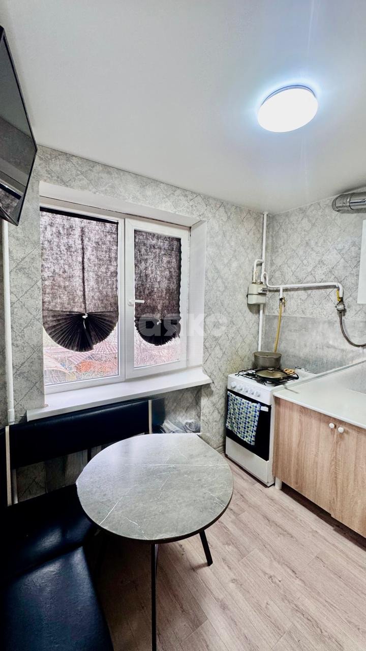 Фото №11: 3-комнатная квартира 51 м² - Симферополь, Центральный, ул. Баррикадная, 70А