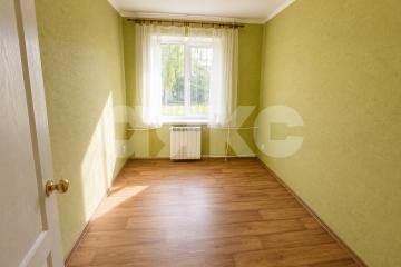 Фото №1: 2-комнатная квартира <span class="whitespace-nowrap">46 м²</span>, <span class="whitespace-nowrap">1/9 эт.</span> - Луганск, мкр. квартал 50-летия Октября, 2