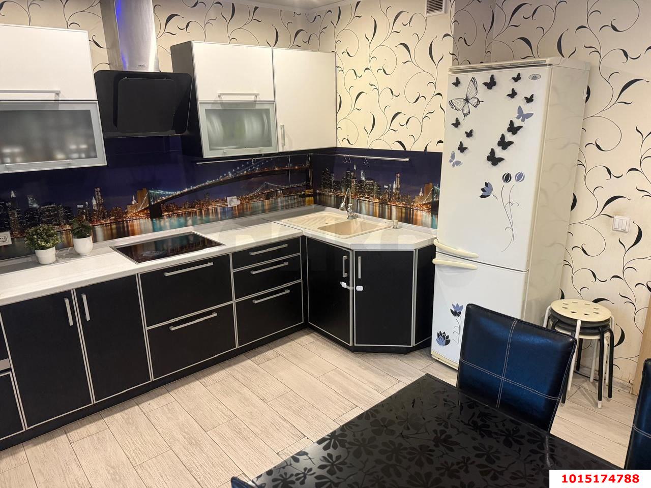 Фото №1: 3-комнатная квартира 71 м² - Краснодар, ЖК Перспектива, Прикубанский внутригородской округ, Панорама, мкр. жилой комплекс Перспектива, ул. Героев-Разведчиков, 8к3