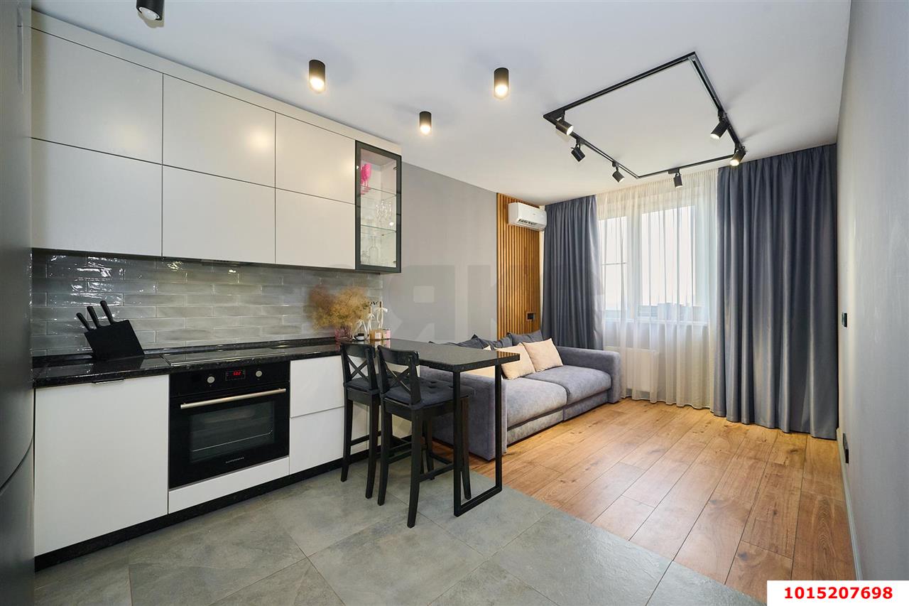 Фото №1: 1-комнатная квартира 43 м² - Краснодар, жилой комплекс Современник, ул. Гаражная, 107