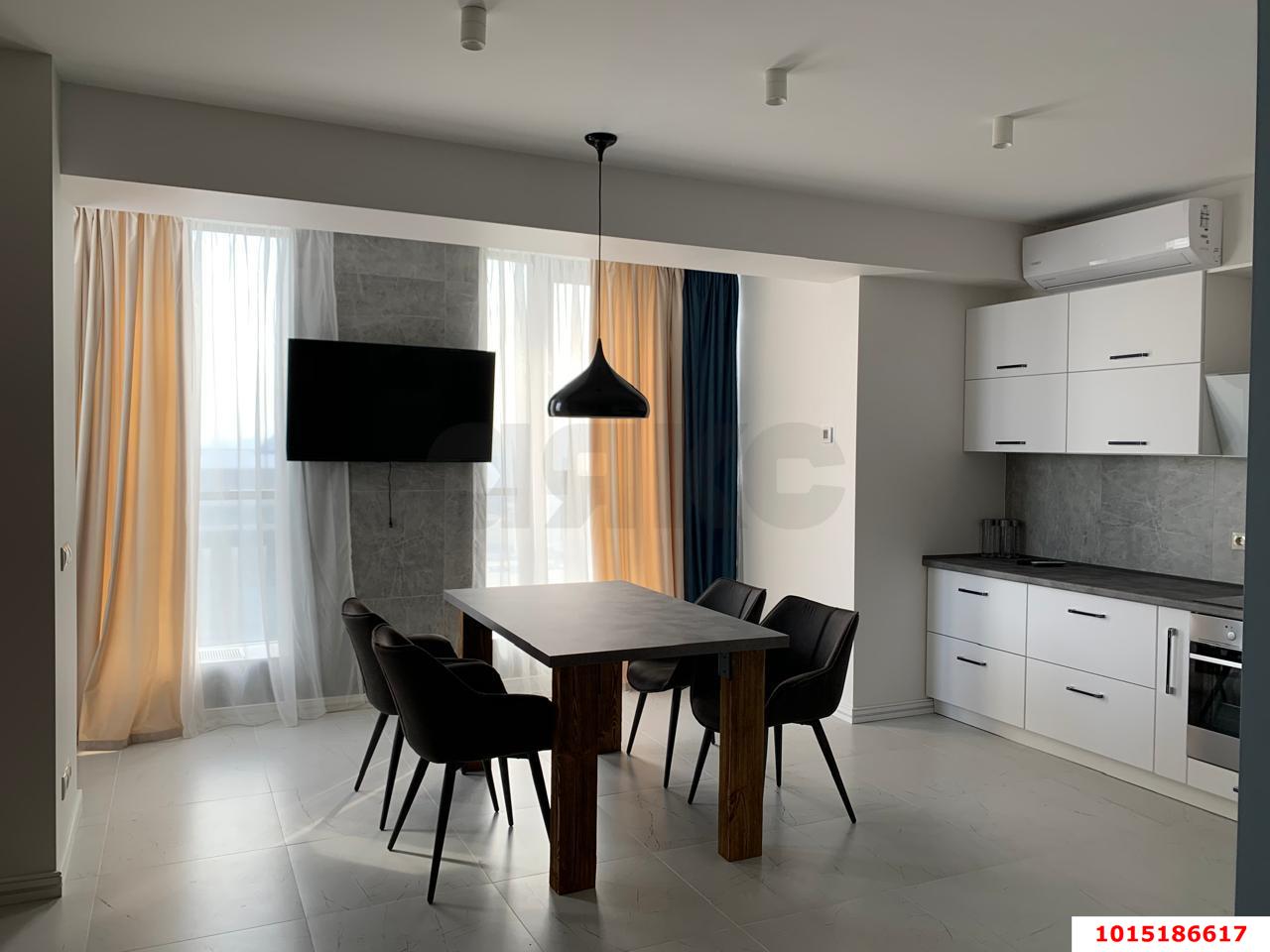 Фото №1: 1-комнатная квартира 56 м² - Краснодар, Центральный, ул. Будённого, 129