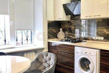 Фото №1: 1-комнатная квартира 42 м² - Краснодар, мкр. 40 лет Победы, ул. имени 40-летия Победы, 146/3