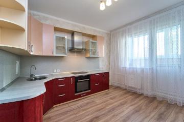 Фото №1: 2-комнатная квартира 65 м² - Краснодар, мкр. Прикубанский внутригородской округ, ул. имени 40-летия Победы, 184к2