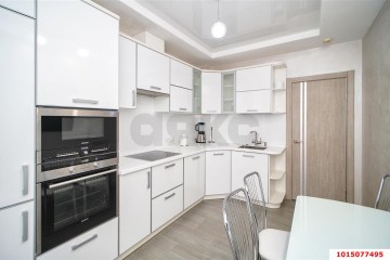 Фото №2: 2-комнатная квартира 60 м² - Краснодар, мкр. Центральный, ул. Красная, 176