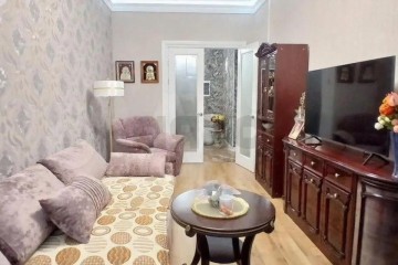 Фото №2: 3-комнатная квартира 82 м² - Феодосия, ул. Назукина, 1