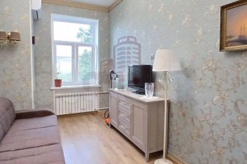 Фото №3: 3-комнатная квартира 82 м² - Феодосия, ул. Назукина, 1