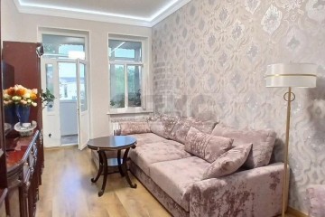 Фото №1: 3-комнатная квартира 82 м² - Феодосия, ул. Назукина, 1