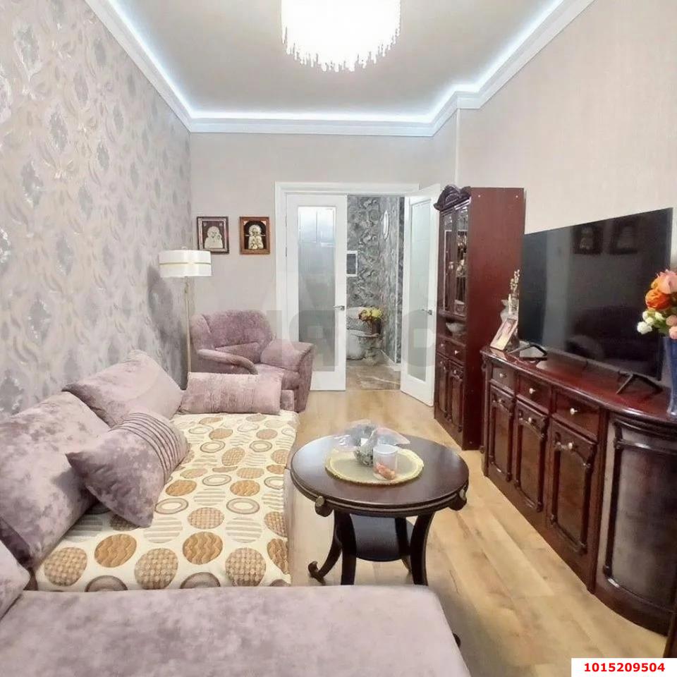 Фото №2: 3-комнатная квартира 82 м² - Феодосия, ул. Назукина, 1