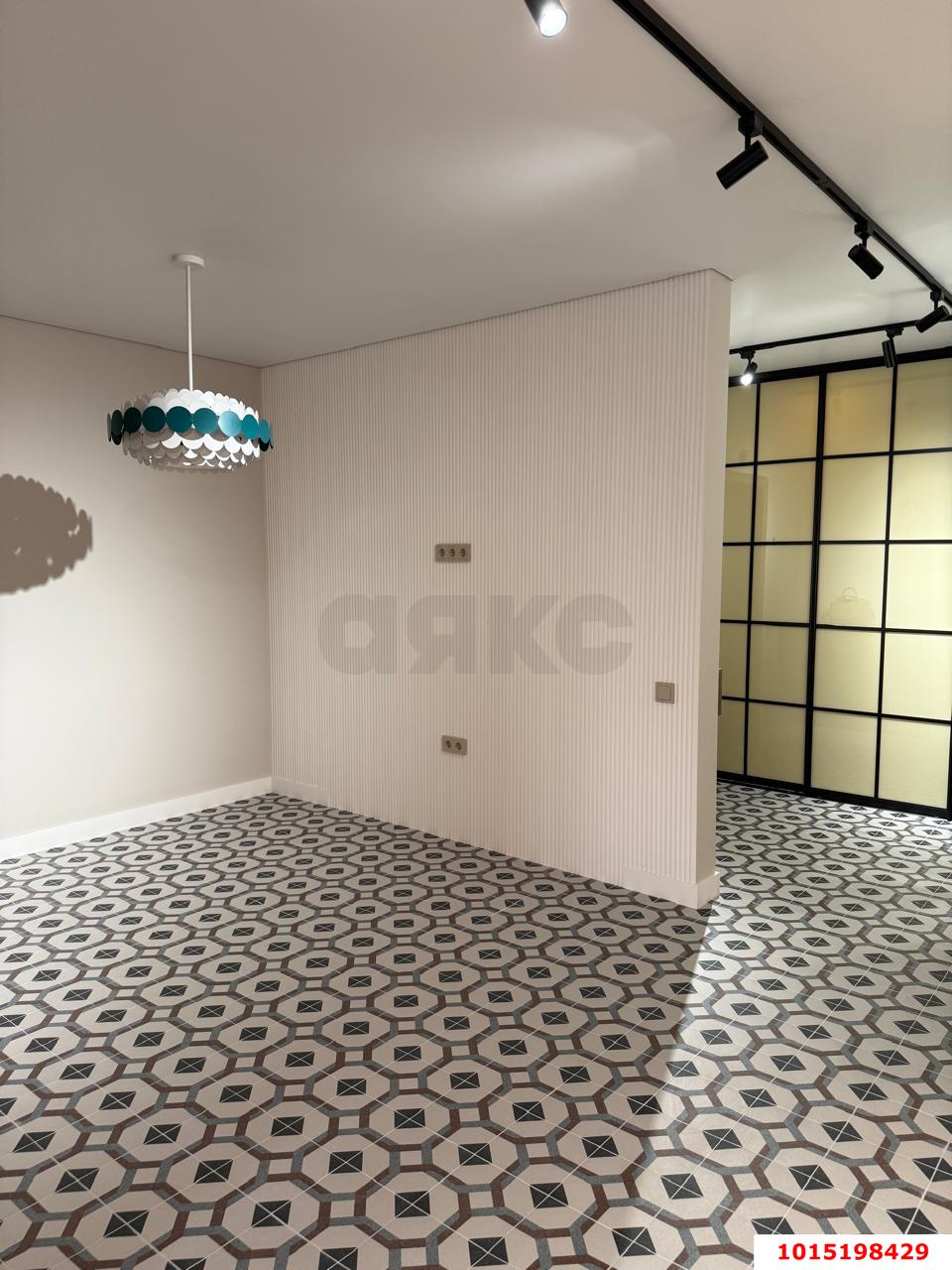 Фото №3: 1-комнатная квартира 51 м² - Краснодар, Карасунский внутригородской округ, Хлопчато-бумажный Комбинат, мкр. жилой комплекс Элегант, ул. Старокубанская, 131/1