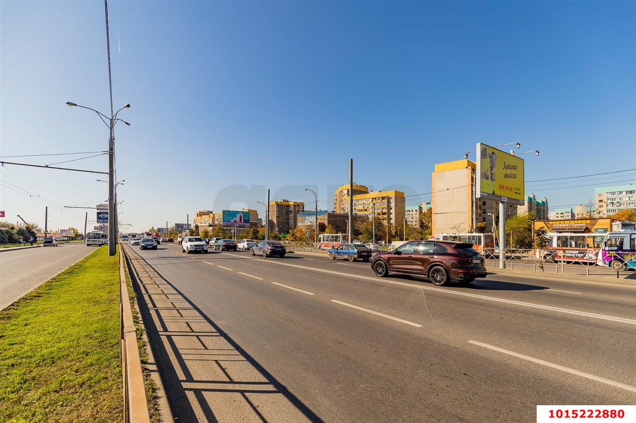 Фото №1: 3-комнатная квартира 73 м² - Краснодар, имени Маршала Жукова, ул. имени Дзержинского, 209