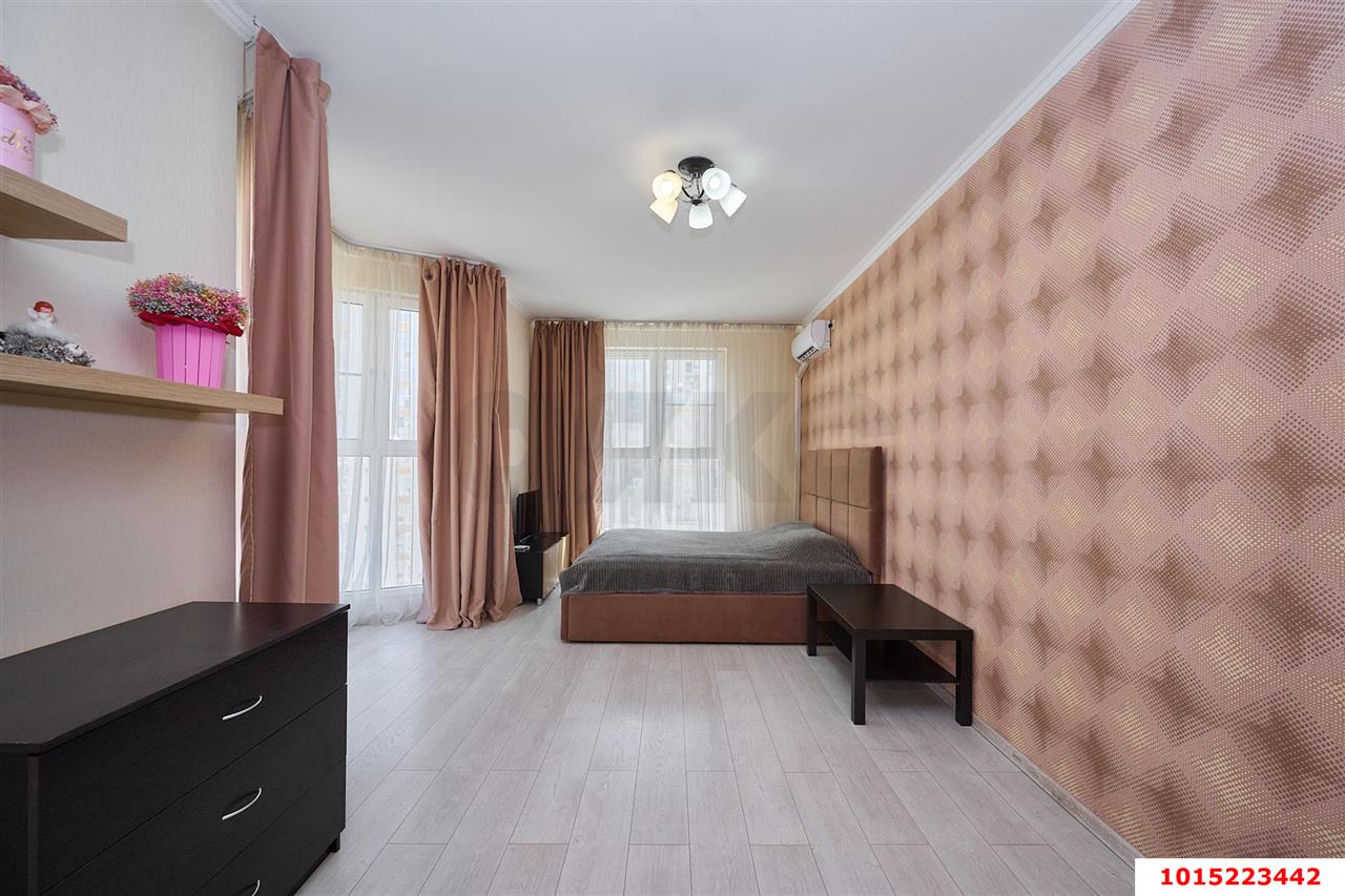 Фото №1: 1-комнатная квартира 45 м² - Краснодар, Центральный, ул. Красная, 176