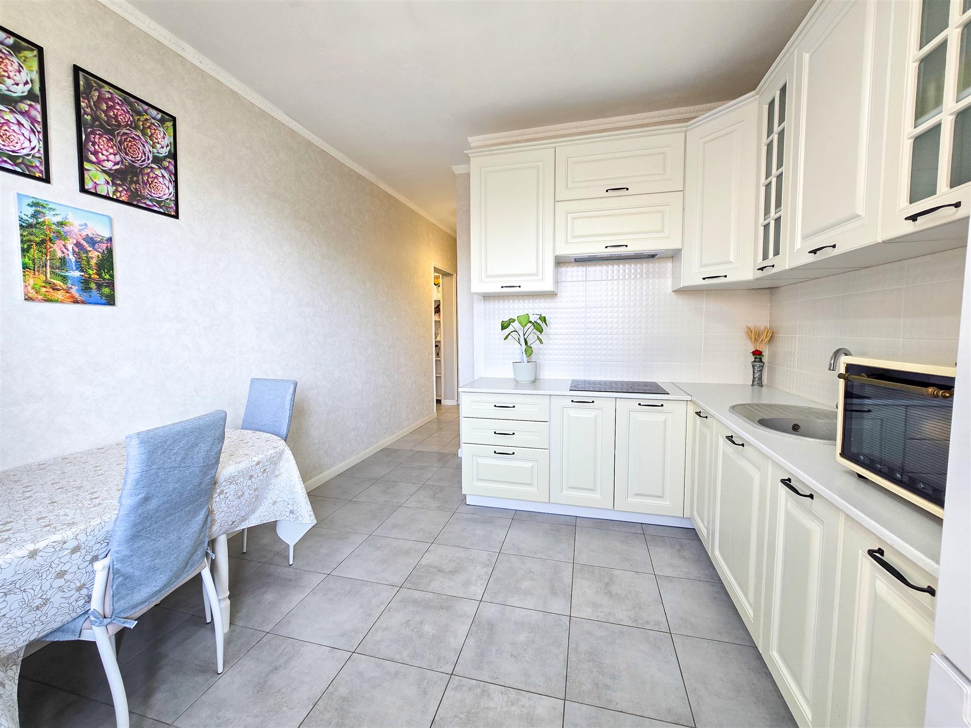 Фото №3: 2-комнатная квартира 69 м² - Краснодар, жилой комплекс Рассвет, Карасунский внутригородской округ, мкр. Гидростроителей, ул. Гидростроителей, 67