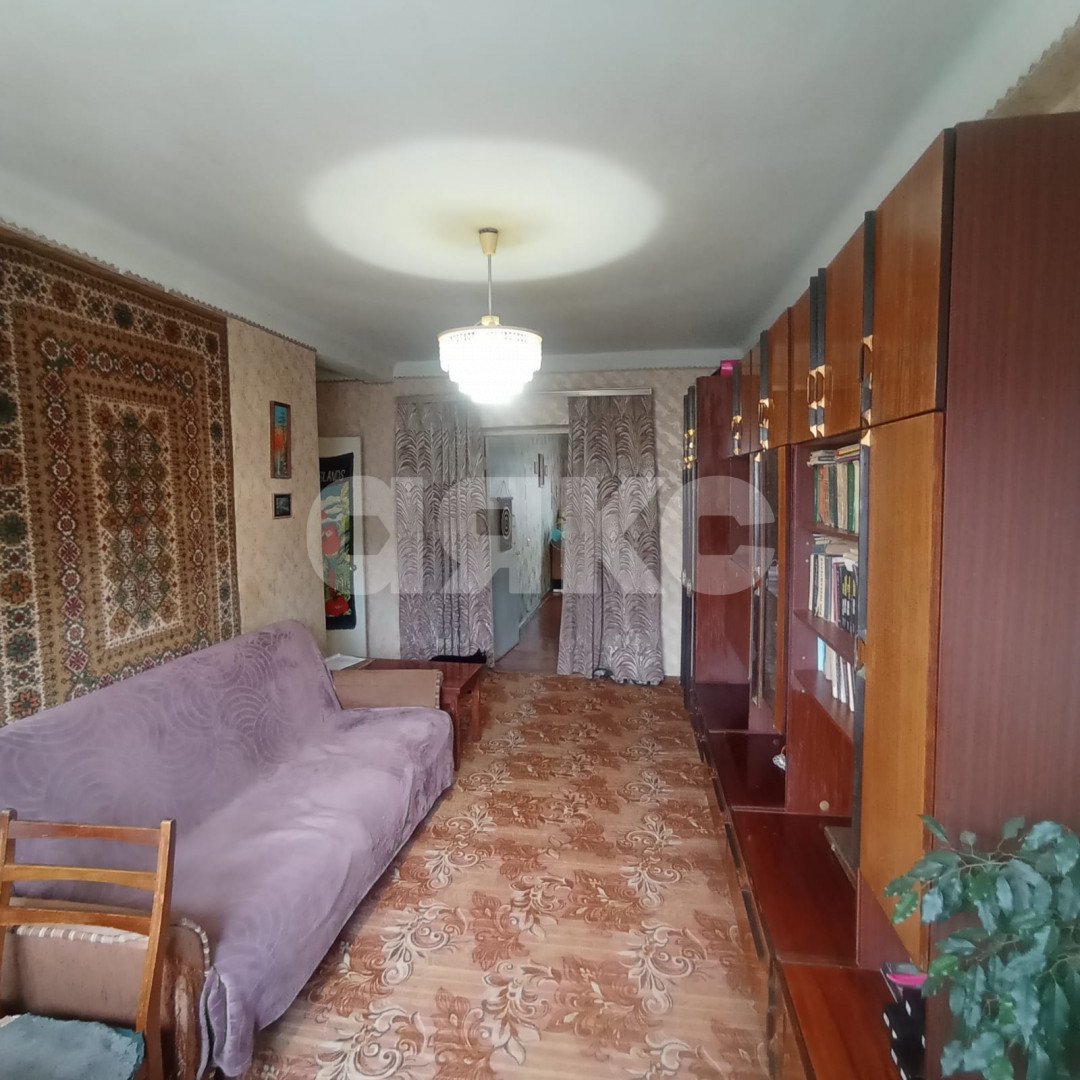 Фото №1: 3-комнатная квартира 61 м² - Симферополь, 429-й квартал, ул. Киевская, 126