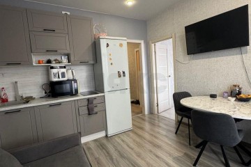 Фото №1: 1-комнатная квартира 43 м² - Краснодар, мкр. 4-й квартал, ул. имени Героя Николая Шевелёва, 3