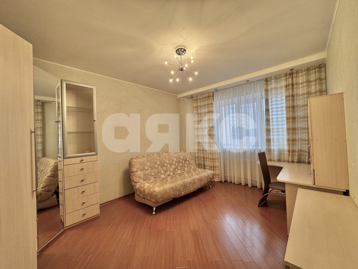 Фото №16: 4-комнатная квартира 196 м² - Нижнекамск, 35А, пр-кт Химиков, 7