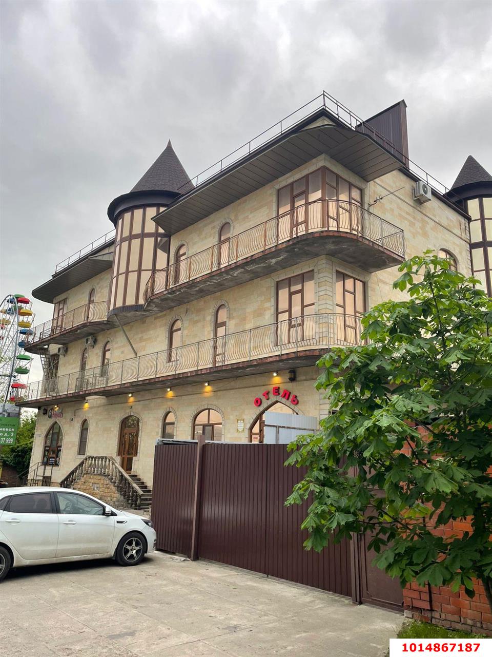 Фото №1: Отдельное здание 1473 м² - Георгиевск, ул. Октябрьская, 94/2