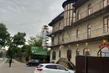 Фото №2: Отдельное здание 1473 м² - Георгиевск, ул. Октябрьская, 94/2