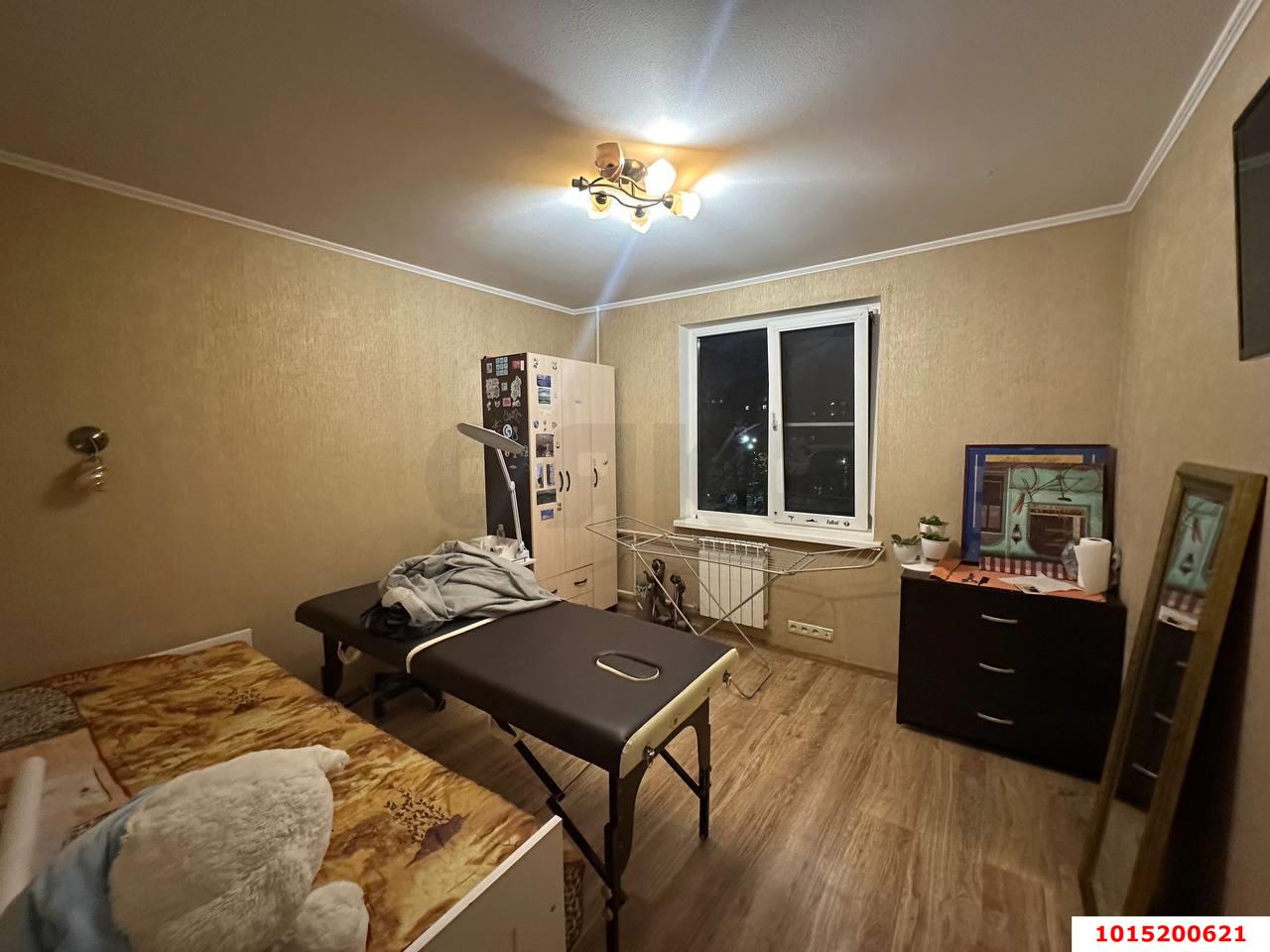 Фото №2: 3-комнатная квартира 80 м² - Краснодар, Юбилейный, ул. 70-летия Октября, 34