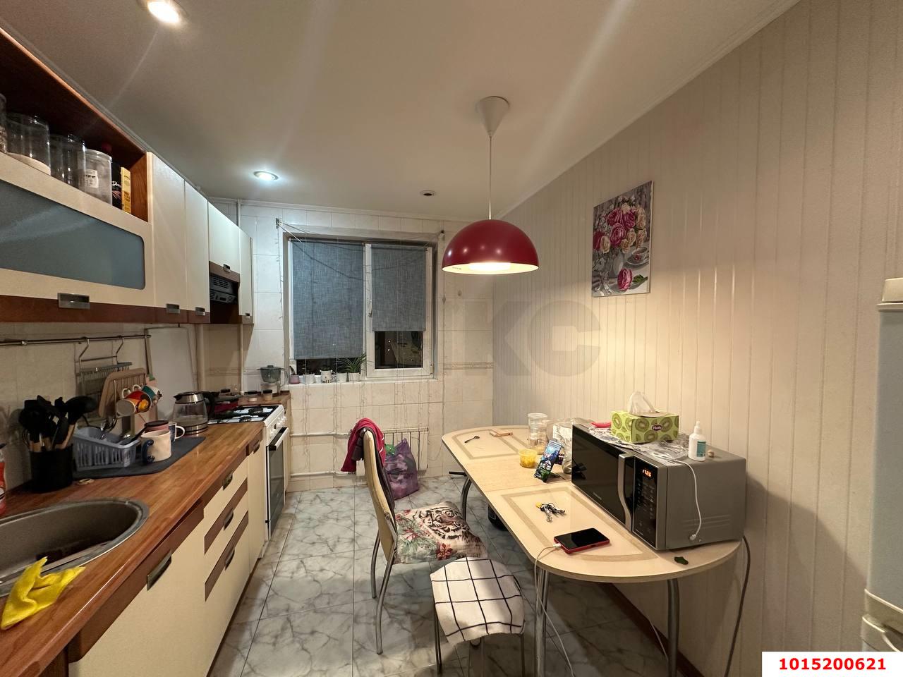 Фото №1: 3-комнатная квартира 80 м² - Краснодар, Юбилейный, ул. 70-летия Октября, 34