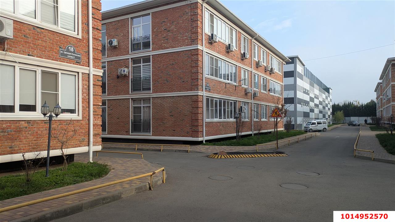 Фото №1: 2-комнатная квартира 52 м² - Краснодар, ЖК Арбатский, ул. Цезаря Куникова, 18лит4