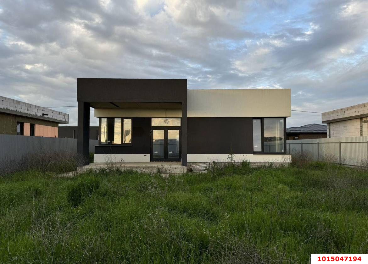 Фото №1: Дом 120 м² + 6 сот. - Козет, КП Усадьба Самоцветы, ул. Янтарная, 25