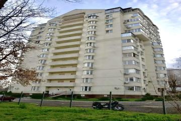 Фото №1: Коммерция 56 м² - Краснодар, мкр. Центральный, ул. Дмитриевская Дамба, 10