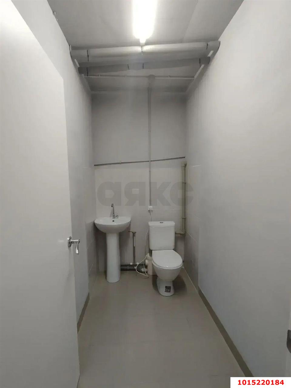 Фото №6: Торговое помещение 68 м² - Краснодар, Центральный, ул. Дмитриевская Дамба, 10