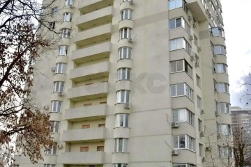 Фото №1: Торговое помещение 68 м² - Краснодар, мкр. Центральный, ул. Дмитриевская Дамба, 10