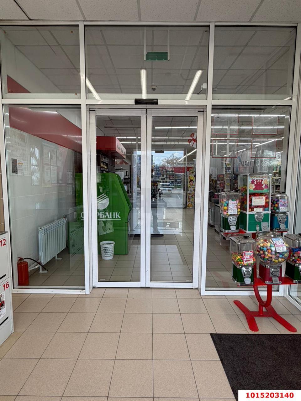 Фото №5: Торговое помещение 510 м² - Анастасиевская, ул. Красная, 30