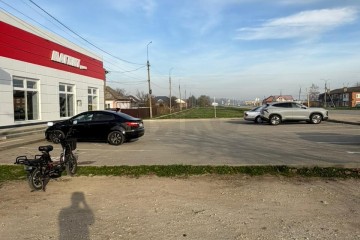 Фото №3: Торговое помещение 510 м² - Анастасиевская, ул. Красная, 30