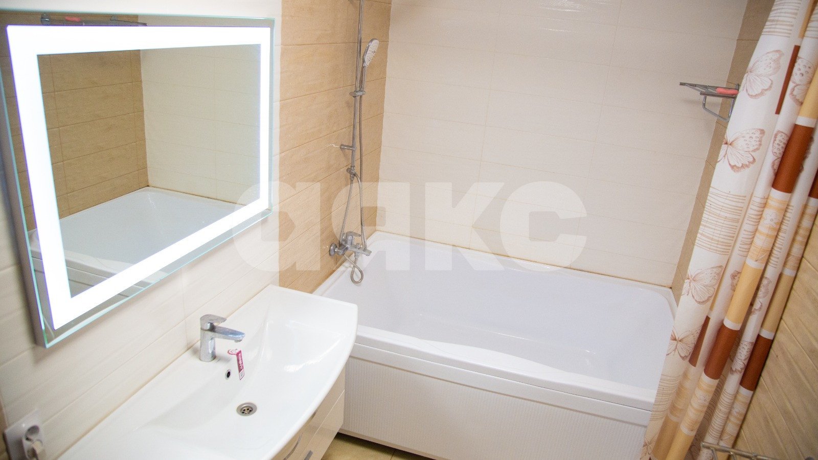 Фото №5: 2-комнатная квартира 106 м² - Анапа, 3А, ул. Промышленная, 2