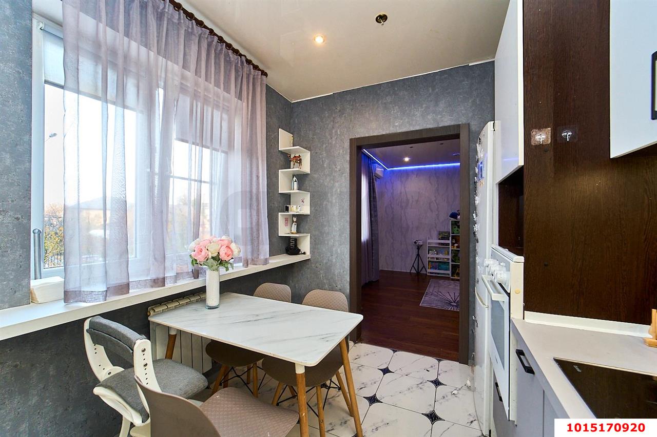 Фото №3: 3-комнатная квартира 95 м² - Краснодар, Краевая Клиническая Больница, ул. Домбайская, 12