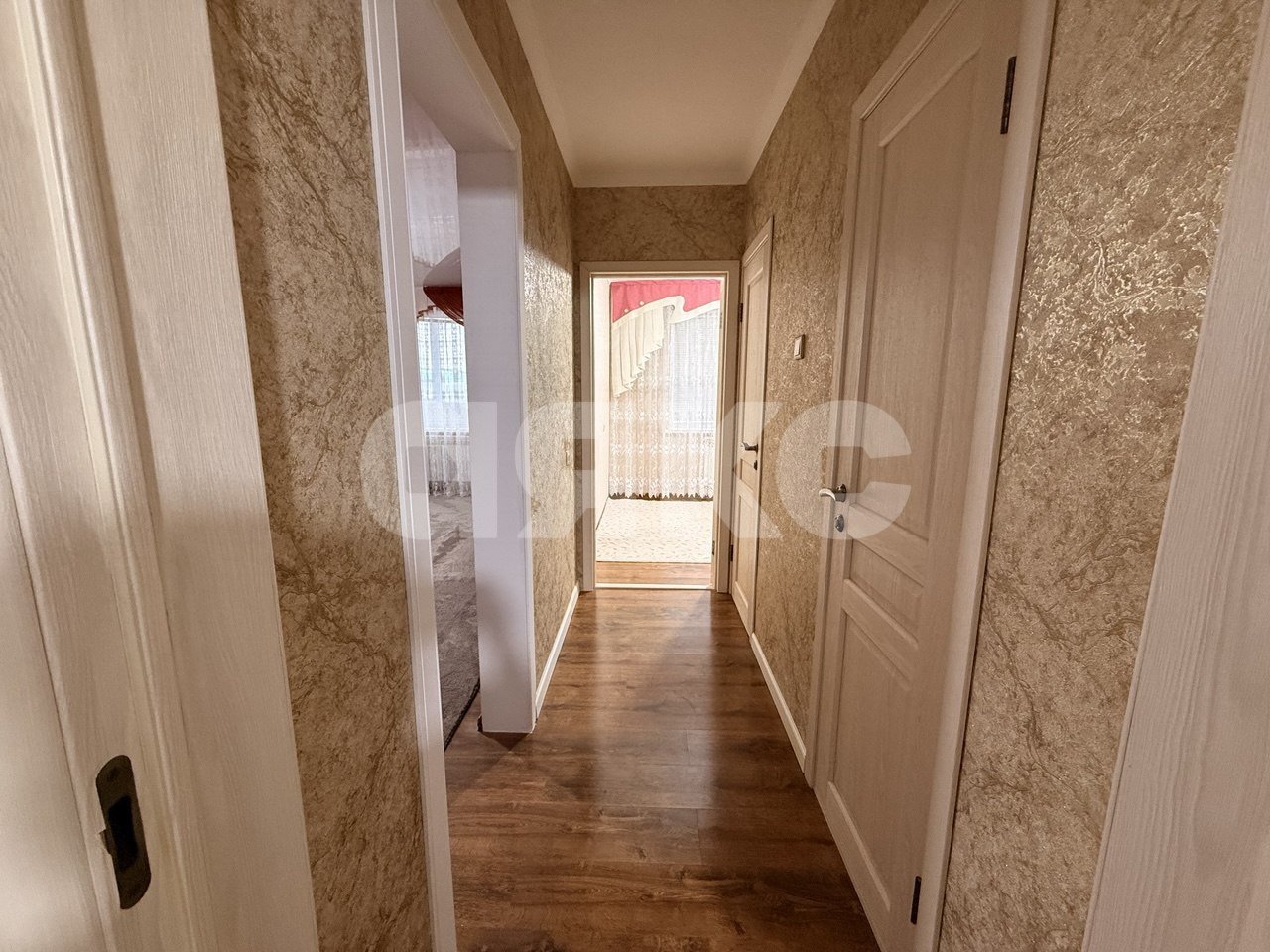 Фото №9: 3-комнатная квартира 70 м² - Кореновск, Военный городок, ул. Циолковского, 34