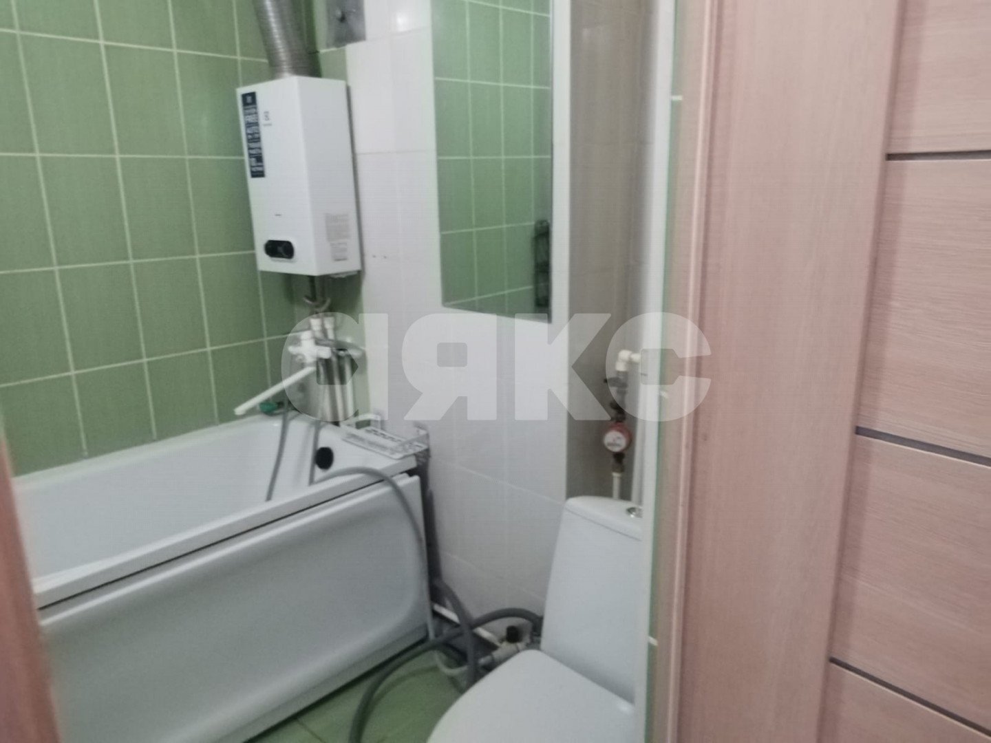 Фото №10: 2-комнатная квартира 44 м² - Волгоград, Горный, пр-кт имени В.И. Ленина, 173