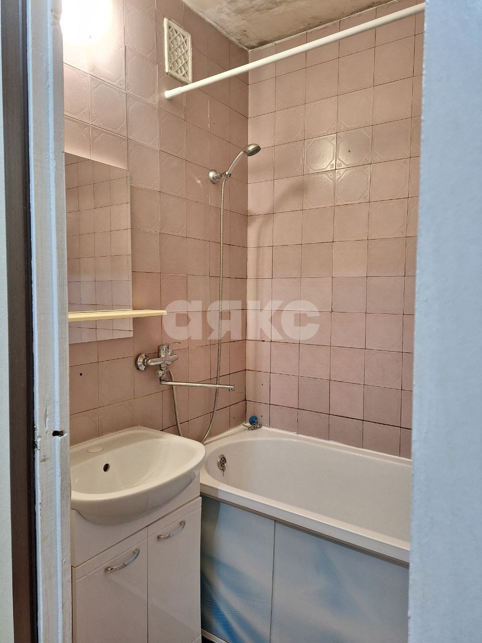 Фото №10: 1-комнатная квартира 36 м² - Волгоград, 222-й, пр-кт Университетский, 17