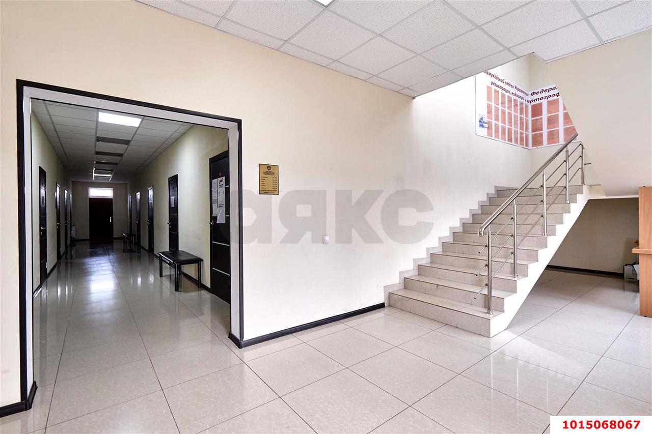 Фото №4: Отдельное здание 489 м² - Тахтамукай, ул. Совмена, 17/1