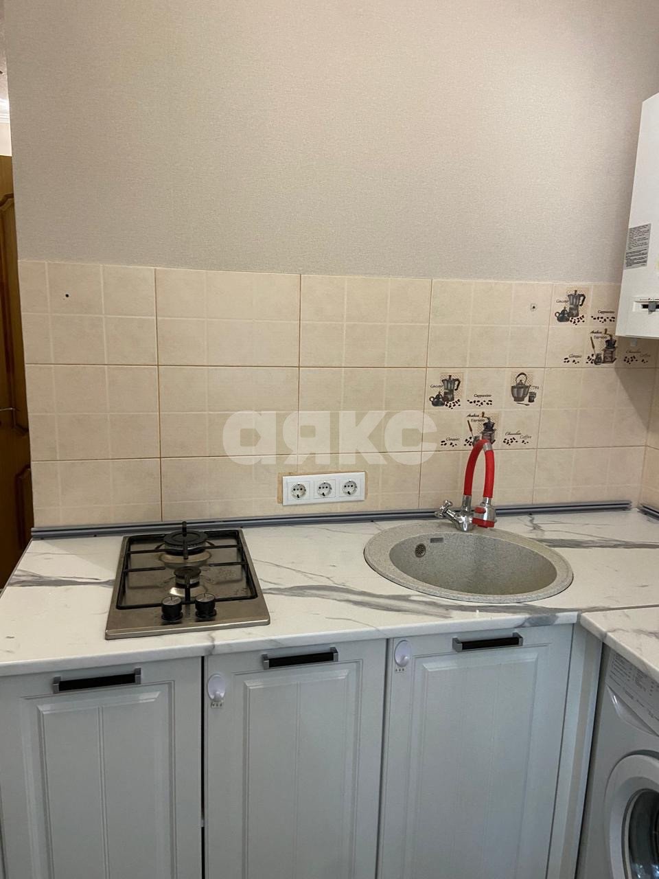 Фото №3: 3-комнатная квартира 54 м² - Ростов-на-Дону, Нахичевань, ул. 8-я Линия, 1/37