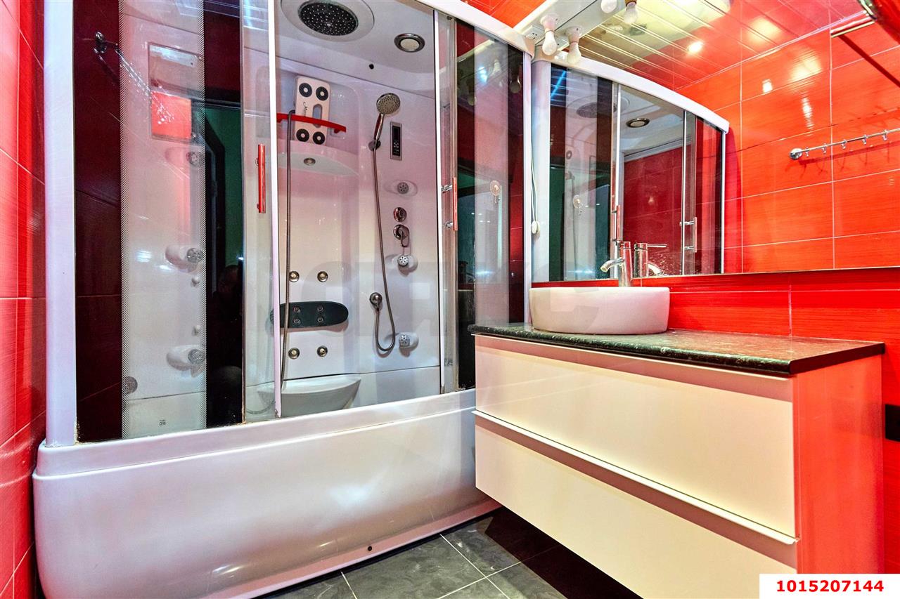 Фото №10: 3-комнатная квартира 91 м² - Краснодар, Западный внутригородской округ, мкр. Юбилейный, ул. Рождественская набережная, 51