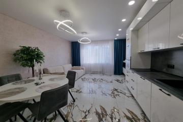 Фото №1: 3-комнатная квартира 90 м² - Краснодар, мкр. Юбилейный, б-р Платановый, 2