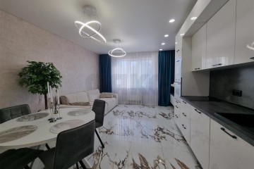 Фото №1: 3-комнатная квартира 90 м² - Краснодар, мкр. Юбилейный, б-р Платановый, 2