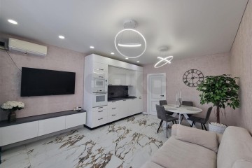 Фото №2: 3-комнатная квартира 90 м² - Краснодар, мкр. Юбилейный, б-р Платановый, 2