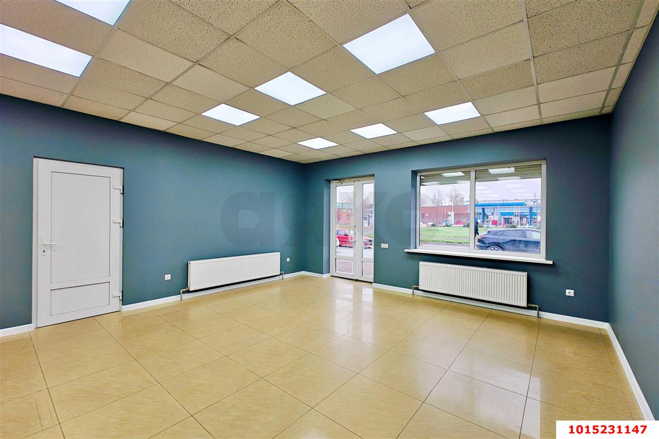 Фото №8: Торговое помещение 65 м² - Краснодар, Школьный, ул. Восточно-Кругликовская, 25/1